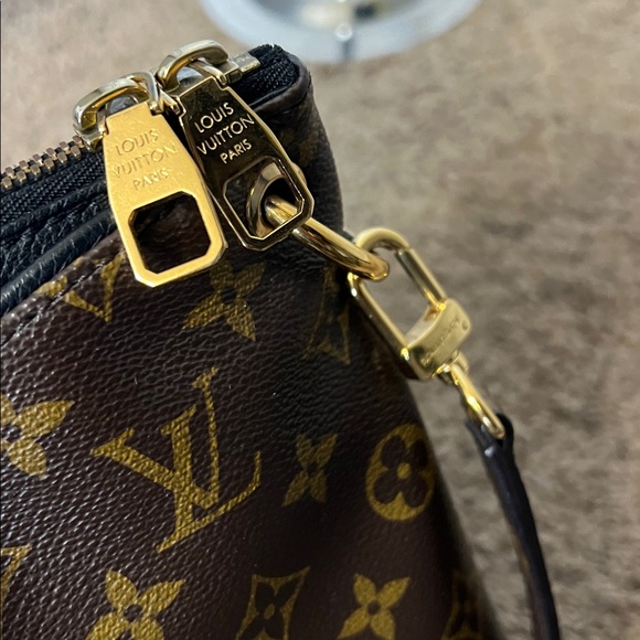 3346 Louis Vuitton Monogram Handbag Pallas MM - Picture 8 of 12